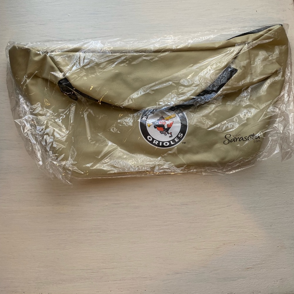 Baltimore Orioles Fan Fanny - Adult - Still in packaging.